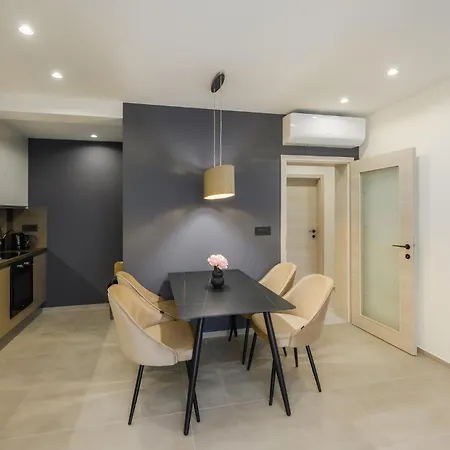 Awesome In With Sauna Lägenhet *